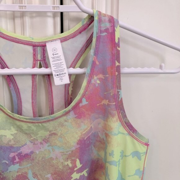 Ivivva by Lululemon girl’s light billowy tank top - Picture 3 of 9